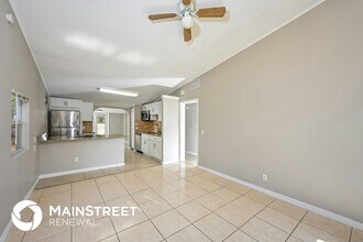 587 Martin Pl Blvd in Apopka, FL - Building Photo - Building Photo