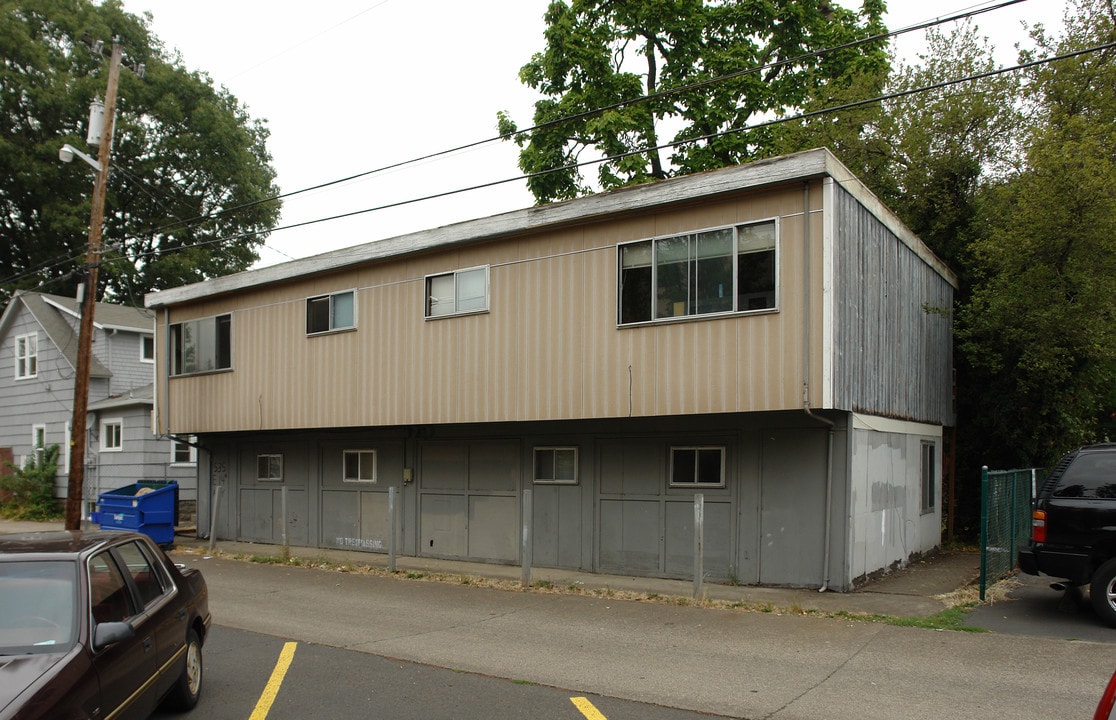 535 14th Aly in Eugene, OR - Building Photo