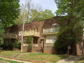 Magnolia Apartments in Charlotte, NC - Building Photo - Building Photo