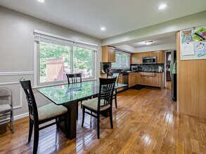6054 Wynford Dr in West Bloomfield, MI - Building Photo - Building Photo