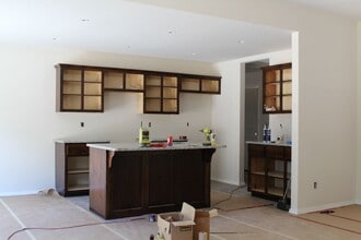 407 E Rosalie St in Strafford, MO - Building Photo - Building Photo