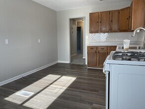 600 Sara St in Junction City, KS - Building Photo - Building Photo