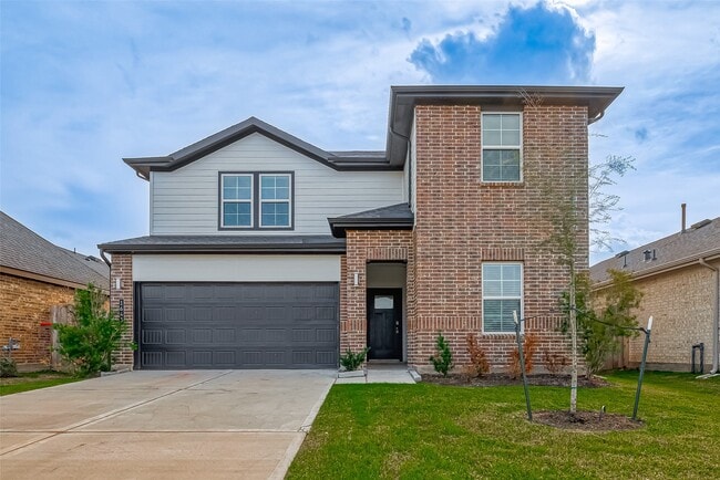 property at 1643 Solana Dr