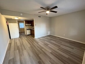 904 E 14th St in Greenville, NC - Building Photo - Building Photo