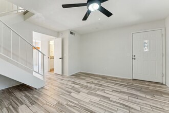 4901 E Kelton Ln, Unit 1252 in Scottsdale, AZ - Building Photo - Building Photo