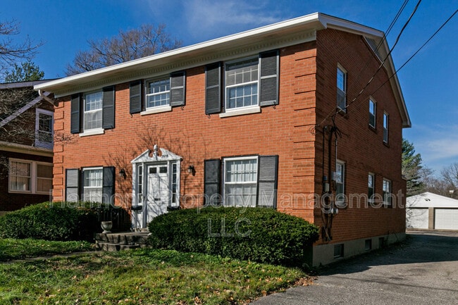 3935 Grandview Ave in Louisville, KY - Building Photo - Building Photo