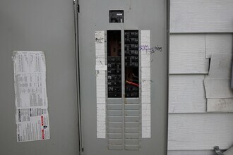 328 W Main St in Sharon, TN - Building Photo - Building Photo