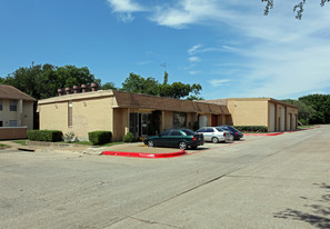 Harlee Apartments