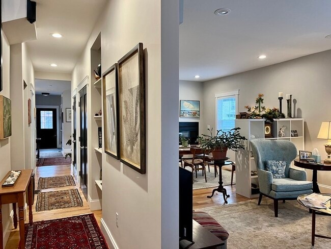 9 Sherman St in Medford, MA - Foto de edificio - Building Photo