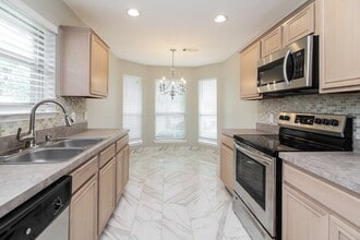 13911 Creek Crossing Dr in Dallas, TX - Building Photo - Building Photo