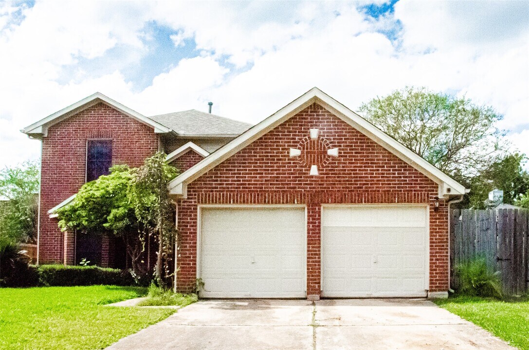 16306 Cobble Springs Ct in Sugar Land, TX - Building Photo