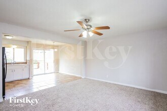 5902 E 95th Terrace in Kansas City, MO - Building Photo - Building Photo