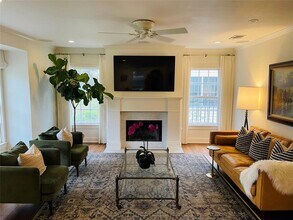 1411 Northwood Rd in Austin, TX - Building Photo - Building Photo