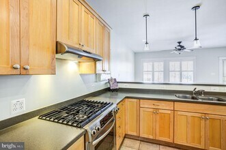 1907 Luzerne Ave in Silver Spring, MD - Building Photo - Building Photo