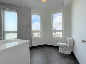 302 Broadway in Everett, MA - Building Photo - Building Photo