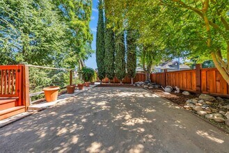 1618 Brush Creek Pl in Danville, CA - Foto de edificio - Building Photo