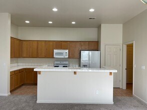 10195 Coyote Creek Ct in Reno, NV - Building Photo - Building Photo