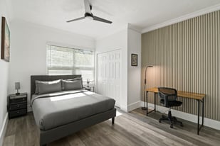 806 E Chelsea St in Tampa, FL - Building Photo