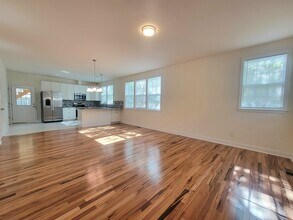 624 Grace Ave in Burlington, NC - Foto de edificio - Building Photo