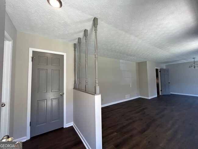 2000 Forest Dr in Fayetteville, GA - Building Photo - Building Photo