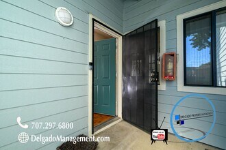 1201 Glen Cove Pky in Vallejo, CA - Building Photo - Building Photo