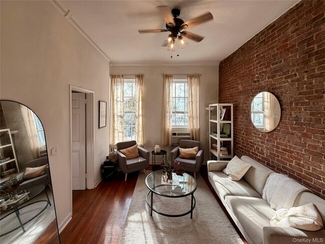 53 W 76th St in New York, NY - Building Photo - Building Photo