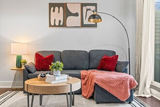 826 N Broad St in Philadelphia, PA - Building Photo - Building Photo