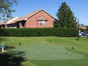 Holly Point in Chesapeake, VA - Building Photo - Building Photo