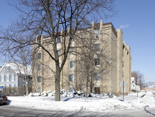 550 Ida St in Des Plaines, IL - Foto de edificio - Building Photo