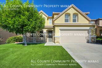 34322 Heather Ridge Rd in Lake Elsinore, CA - Foto de edificio - Building Photo