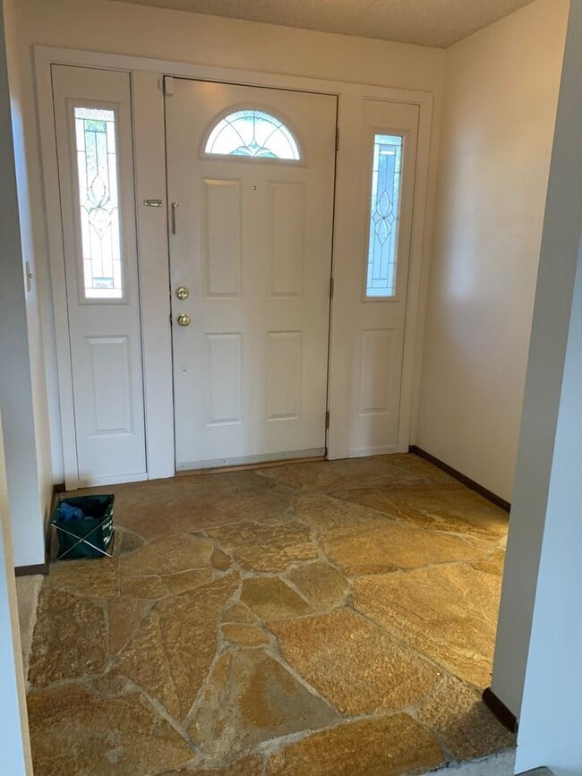 18523 131st Ave SE in Renton, WA - Building Photo - Building Photo