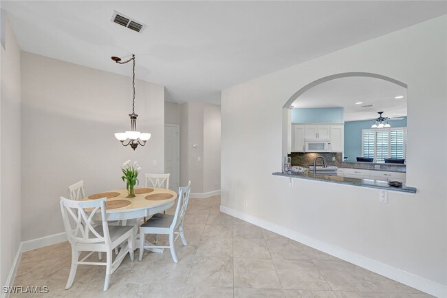 5945 Sand Wedge Ln in Naples, FL - Building Photo - Building Photo