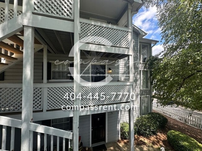 property at 1107 Natchez Trace