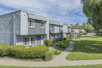 34643 Fremont Blvd in Fremont, CA - Building Photo - Primary Photo