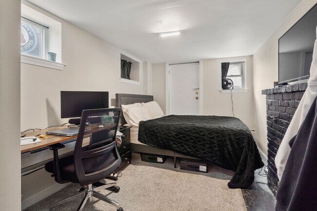 13 Knowlton St, Unit 1 in Boston, MA - Building Photo - Building Photo