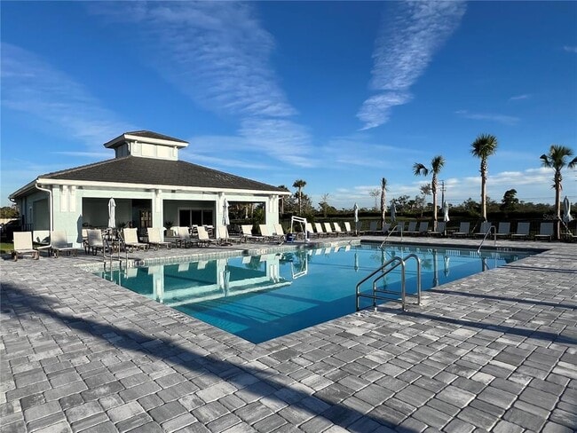 1745 Saddlewood Cir in Port Charlotte, FL - Foto de edificio - Building Photo