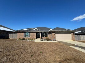 5622 Burr St in Milton, FL - Building Photo