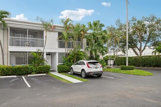 6209 Bay Club Dr in Fort Lauderdale, FL - Building Photo - Building Photo