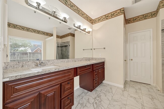 property at 5907 Indian Hills Ln