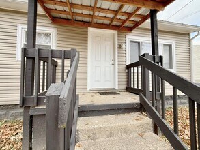 2609 Bartlett St in Parkersburg, WV - Building Photo - Building Photo