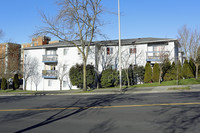 Westwood Heights East in Seattle, WA - Foto de edificio - Building Photo