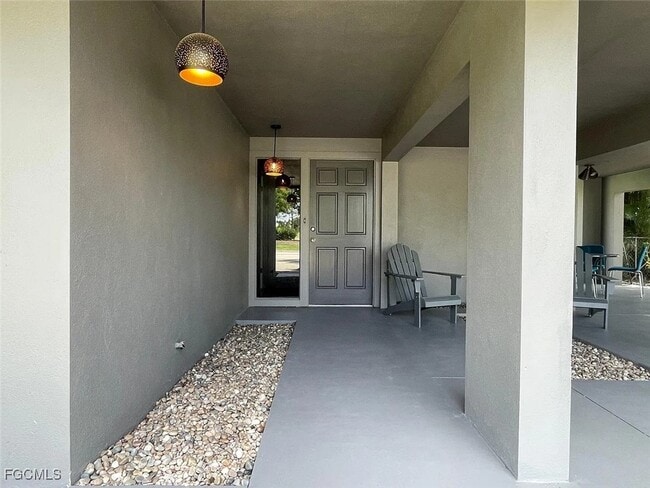 property at 1702 Hill Ave