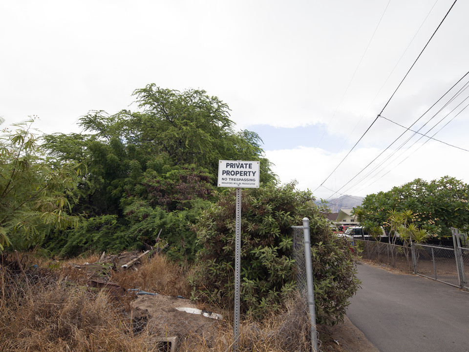 87-154 Makona St in Waianae, HI - Building Photo