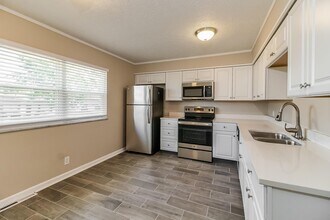 3193 Elmreeb Dr in Columbus, OH - Building Photo - Building Photo