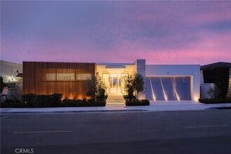 1119 Dolphin Terrace in Newport Beach, CA - Building Photo - Building Photo