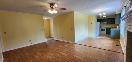 5592 Cold Stream Dr in Dalzell, SC - Building Photo - Building Photo