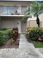 149 Palm Dr in Naples, FL - Building Photo