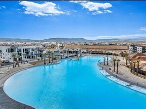 5801 S Garnet Dr in Saint George, UT - Building Photo - Building Photo