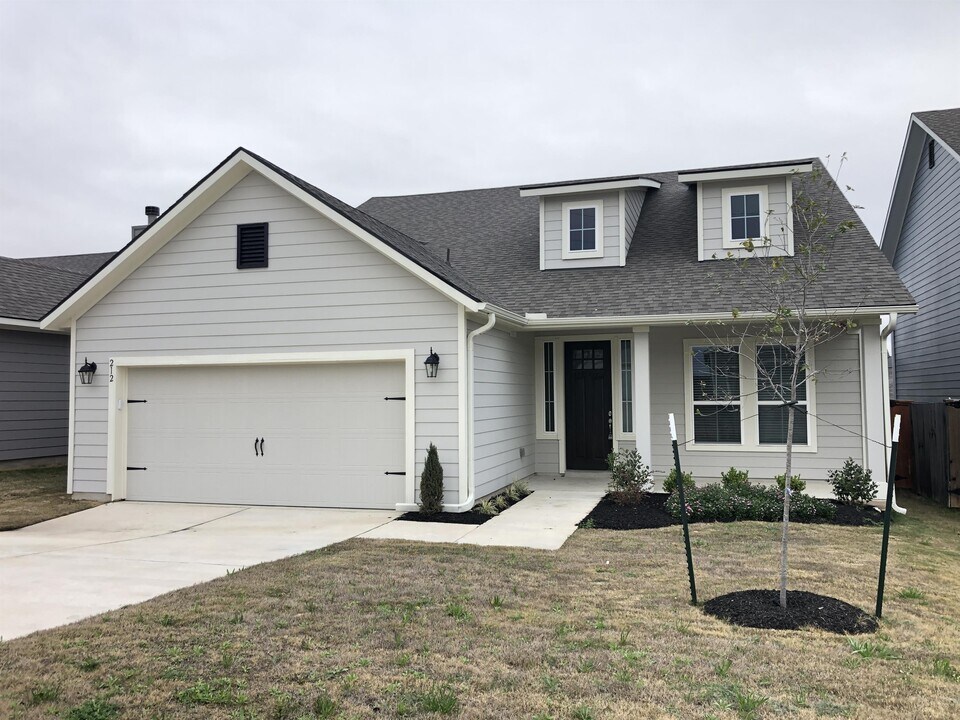 212 Wild Sage Ln in Liberty Hill, TX - Building Photo