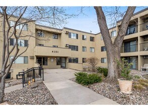 4101 Parklawn Ave, Unit 129 in Minneapolis, MN - Building Photo - Building Photo